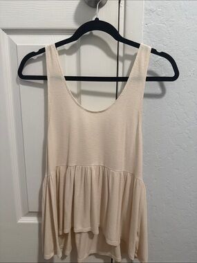 American Eagle Outfitters Cream Ruffled Tank Top